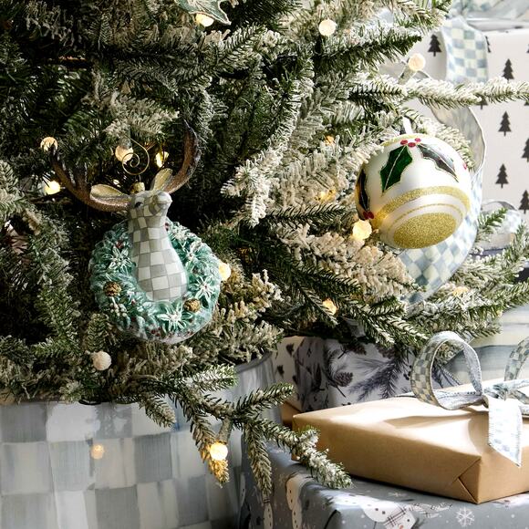 Brand New Mackenzie-Childs Holly Leaf Glass Ball Ornaments, Set of 6 - Picture 4 of 5